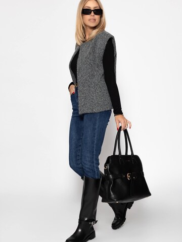 SASSYCLASSY Vest in Grey
