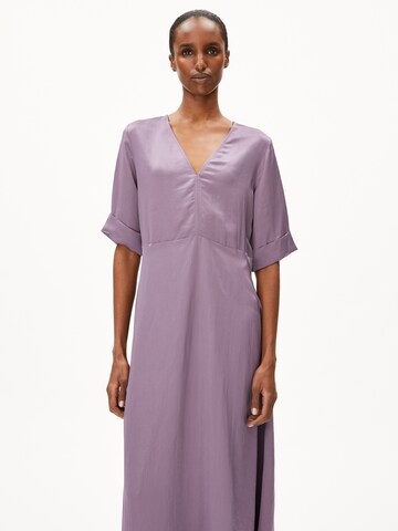Robe ARMEDANGELS en violet : devant