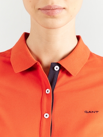 GANT T-shirt i röd