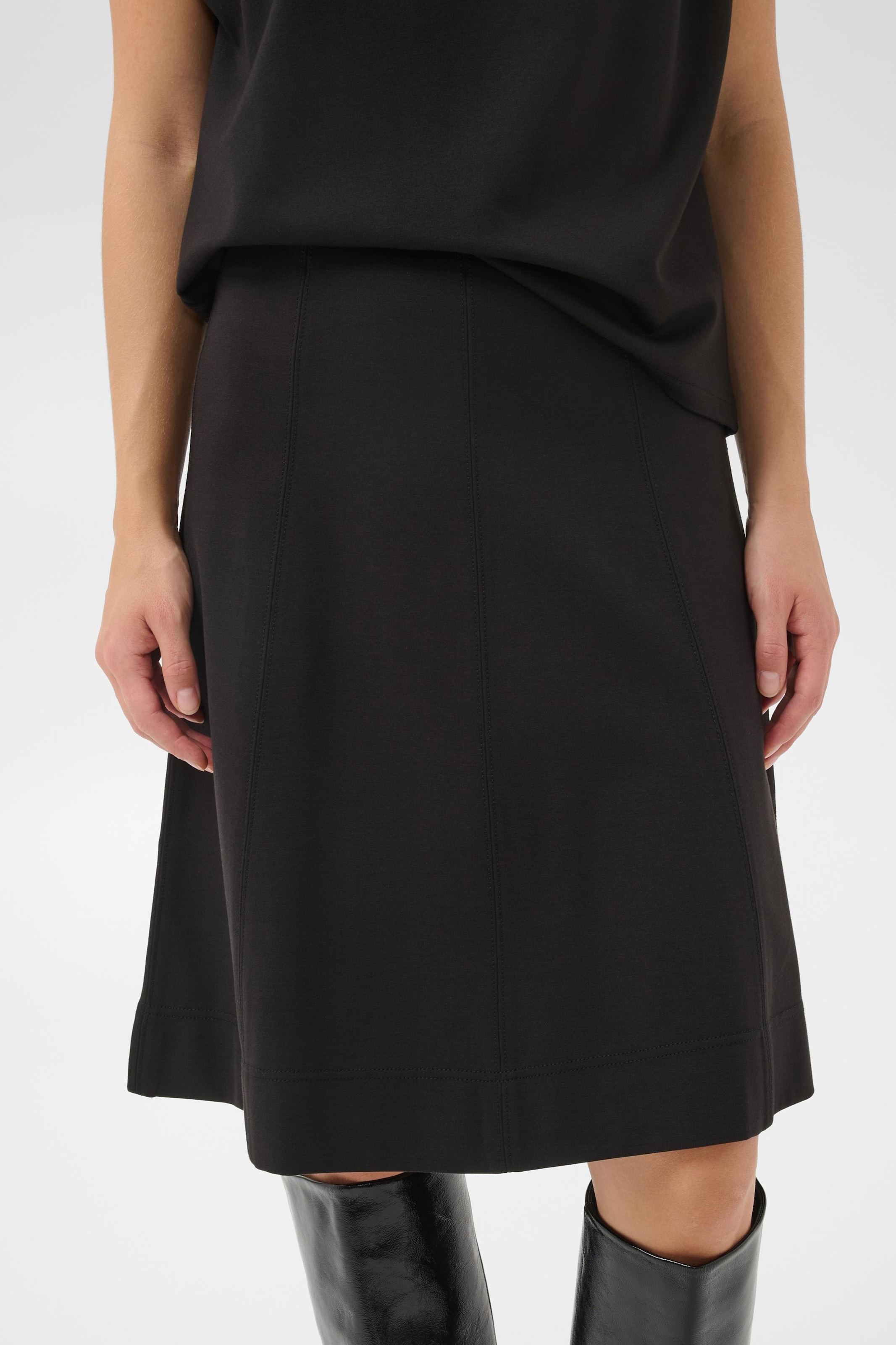 Part Two Skirt in Black