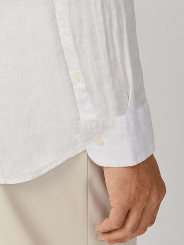 Coupe regular Chemise Hackett London en blanc