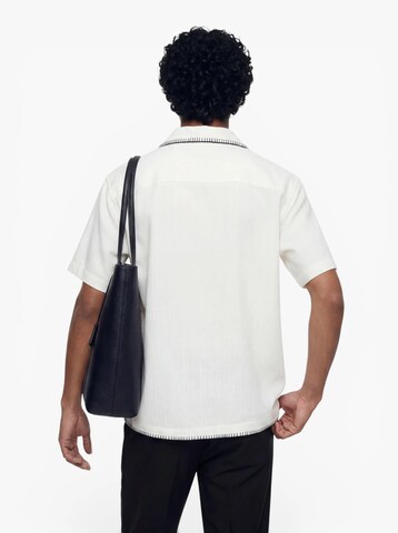 Only & Sons - Ajuste confortable Camisa 'ONSDUKE' en blanco