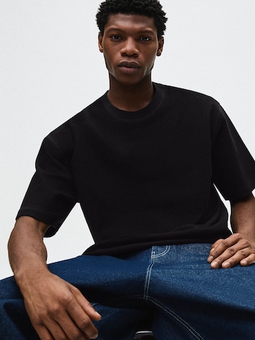 BershkaMajica - crna boja