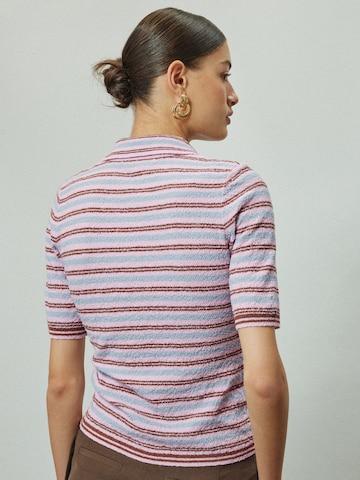Next Shirt in Pink