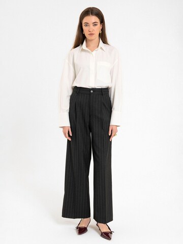 Antioch Wide leg Pantalon 'Aline' in Zwart