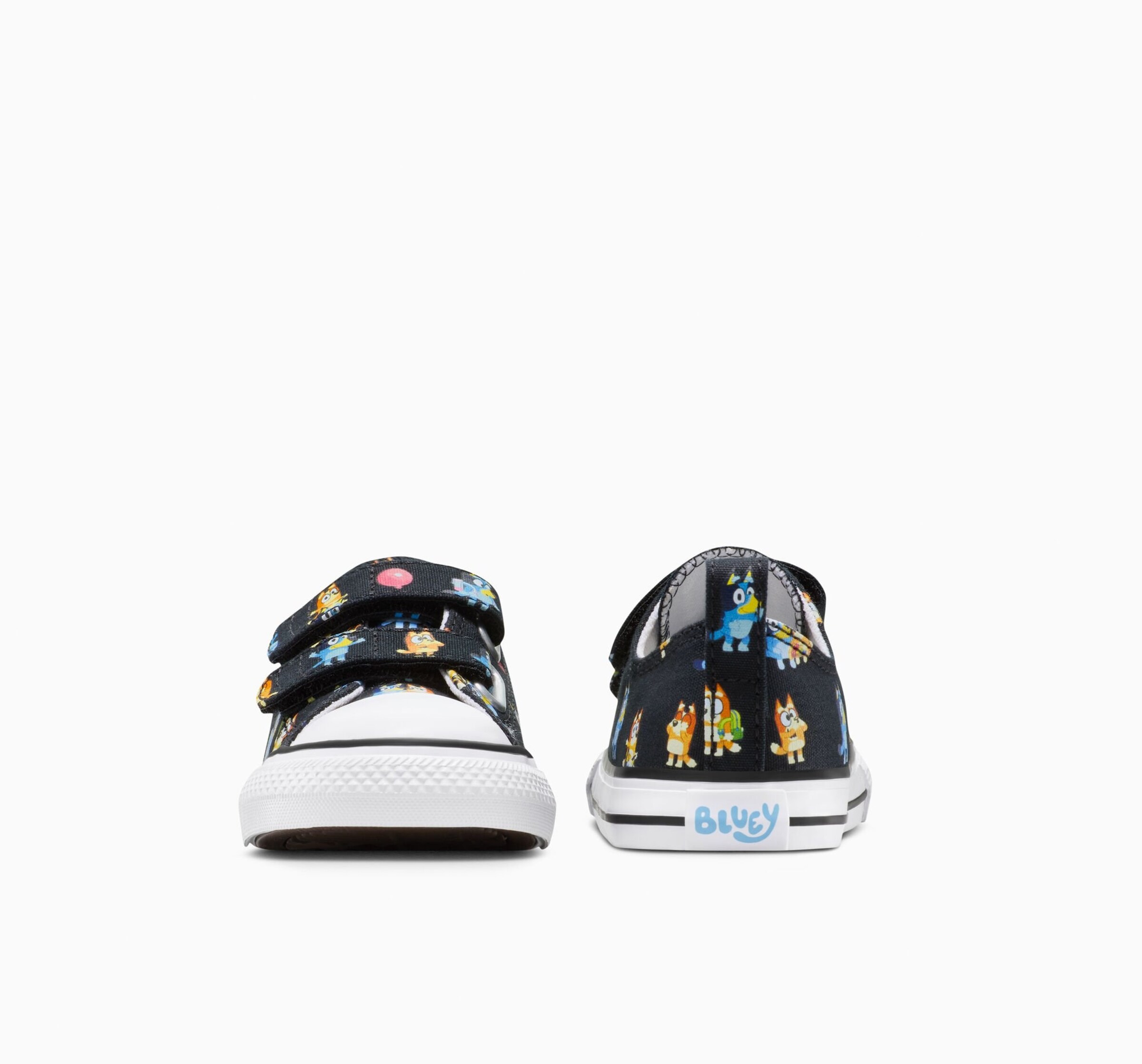 CONVERSE Sneakers in Black