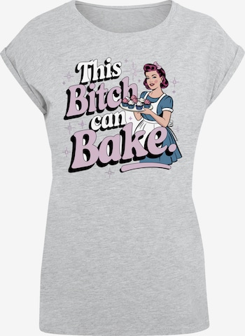 F4NT4STIC Shirt 'Vintage Pin Up Bäckerin' in Grijs: voorkant