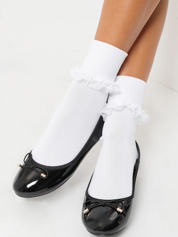 Lipsy Mariana F31	31.10.2025 in Schwarz