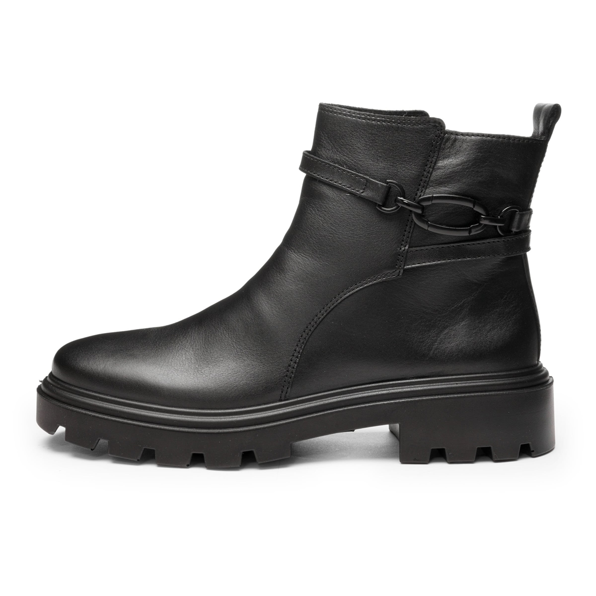 ARA Chelsea Boots in Black