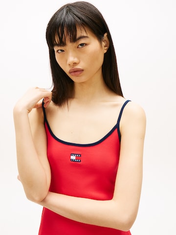 Tommy Jeans - Vestido de verano en rojo