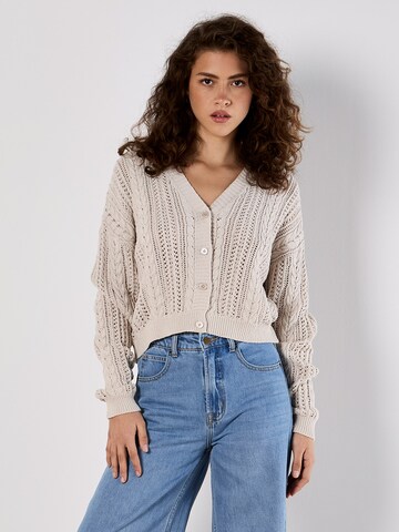 Apricot Gebreid vest in Grijs: voorkant