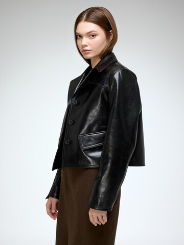 V S P Winterjacke 'Amara' in Schwarz