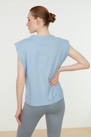 Tricou de la Trendyol pe albastru