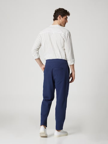 Regular Pantalon chino ABOUT YOU x Kevin Trapp en bleu