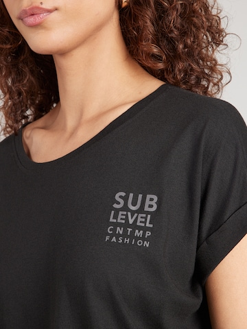 Tricou de la Sublevel pe negru