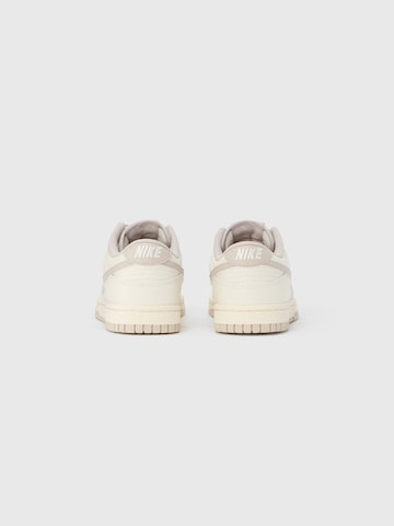 Nike Sportswear Tenisky 'DUNK' – bílá