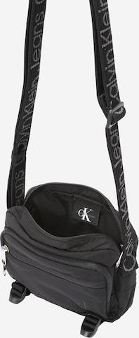 Calvin Klein Jeans Regular Crossbody bag in Black