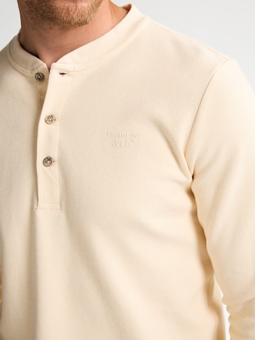 Maglietta di Petrol Industries in beige