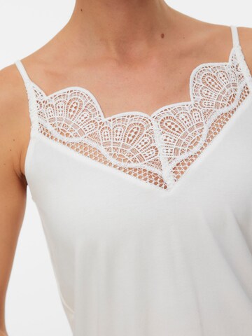 Haut 'GLADYS' VERO MODA en blanc