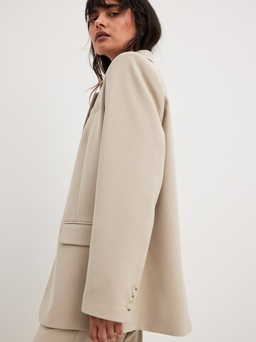 NA-KD Blazer in Beige: front