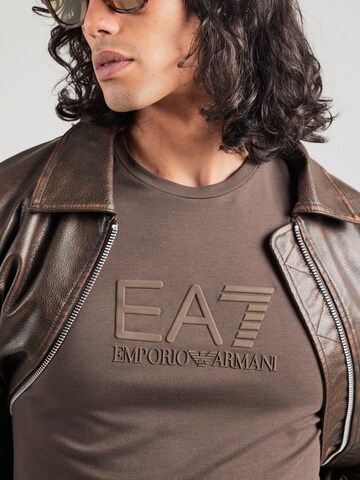 Maglietta di EA7 Emporio Armani in marrone
