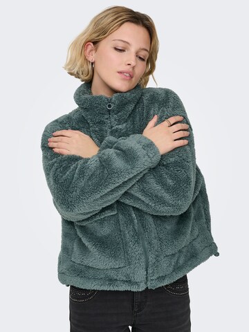 ONLY Демисезонная куртка 'ONLANNA' в Зеленый