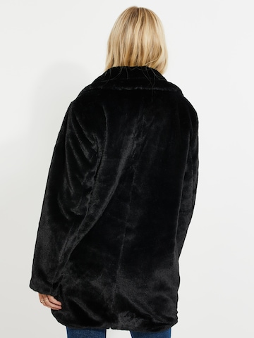 Threadbare Between-Seasons Coat 'Furry' in Black
