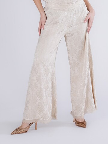 CAFè NOIR Wide leg Trousers in Beige: front
