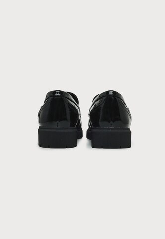 Chaussure basse s.Oliver en gris