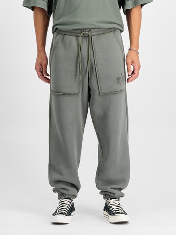 ALPHA INDUSTRIES Loosefit Hose 'Open Edge' in Grün: Vorderseite