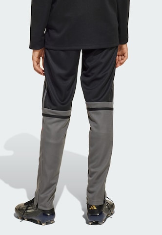 Slimfit Pantaloni sportivi 'Squadra 25' di ADIDAS PERFORMANCE in nero