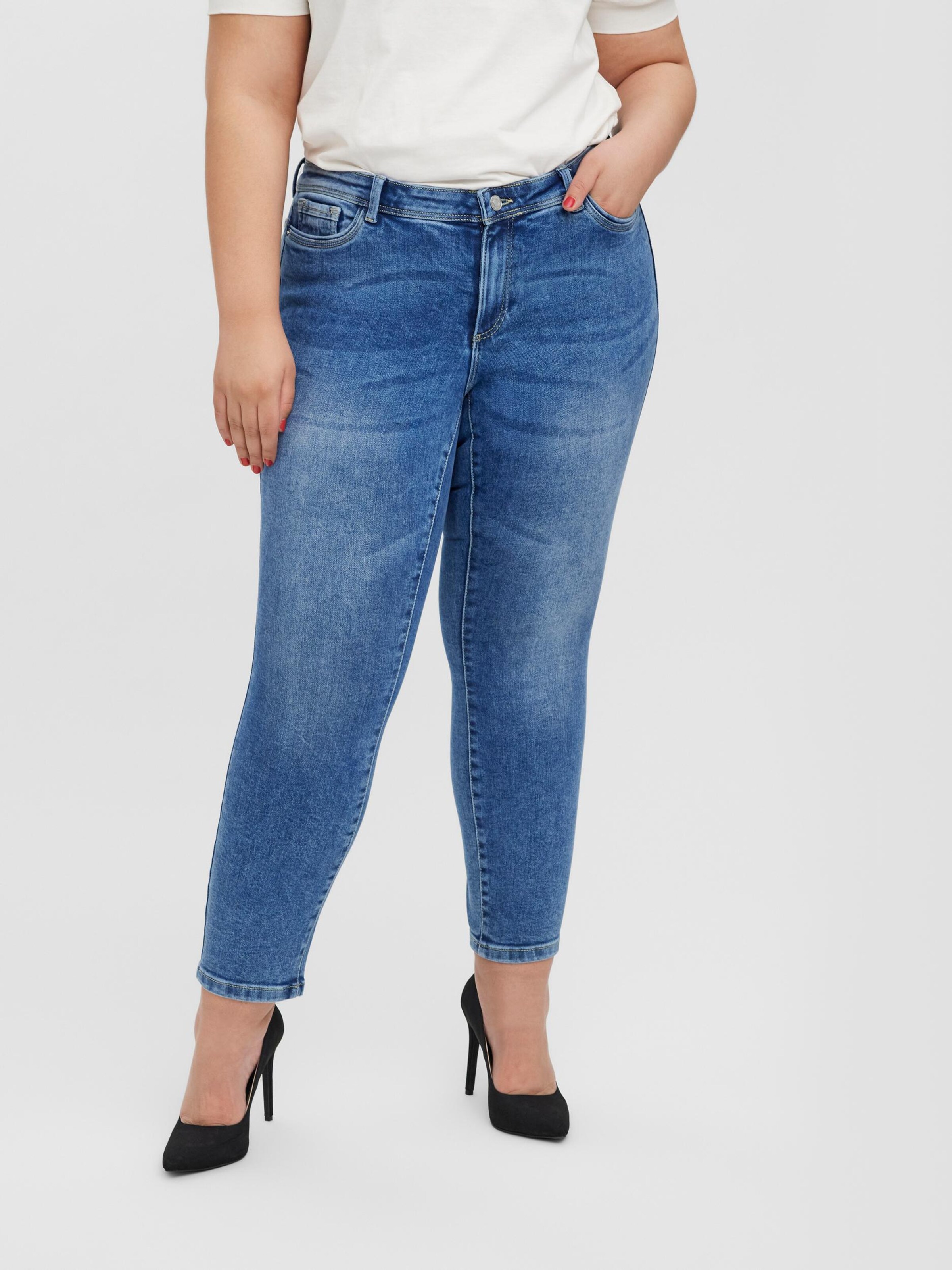 Frauen Jeans Vero Moda Curve Jeans 'Maria Namanya' in Blau - QM97658