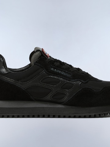 NAPAPIJRI Låg sneaker i svart