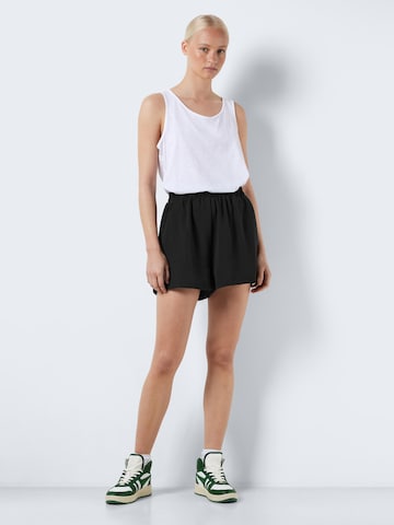 Noisy may Loosefit Shorts 'ELLEN' in Schwarz