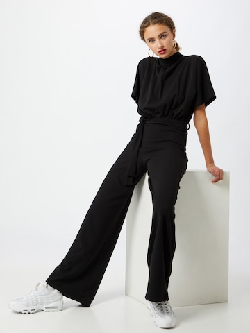 SISTERS POINT Jumpsuit 'GIRL-JU' in Schwarz