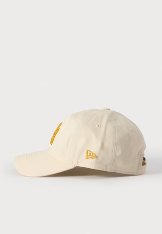 NEW ERA - Boné 'LEAGUE ESSENTIAL 9TWENTY NEYYAN' em bege: frente
