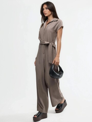Busem Jumpsuit in Brown