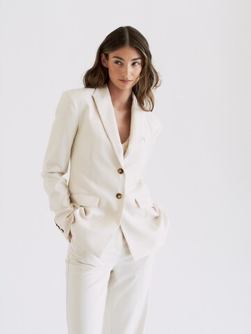 RÆRE by Lorena Rae Blazer 'Rana' in White