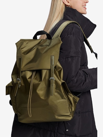 ESPRIT Backpack in Green: front
