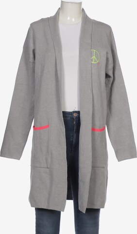 Zwillingsherz Sweater & Cardigan in M in Grey: front