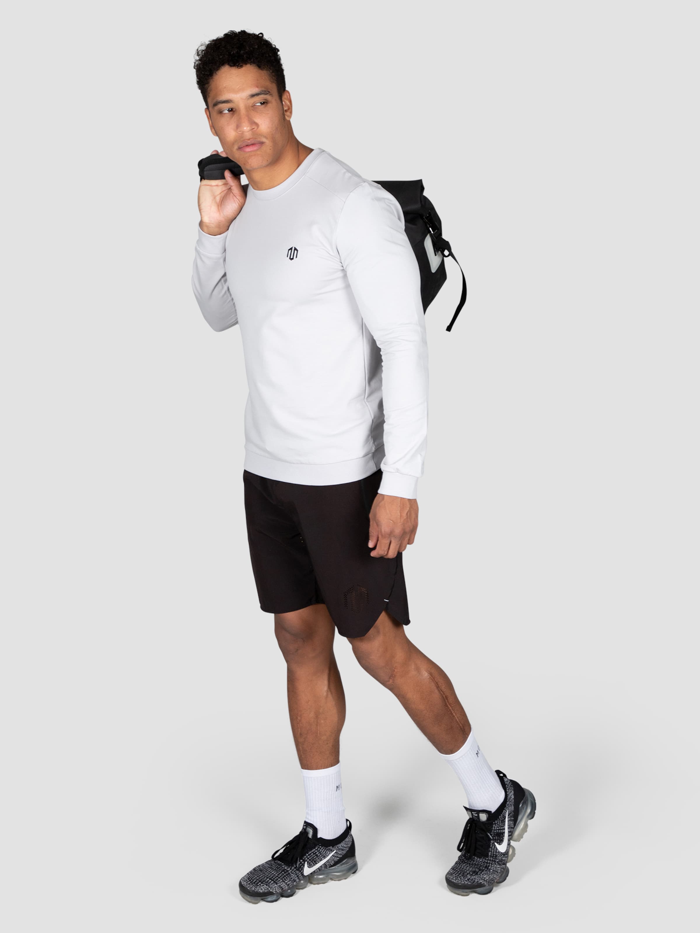 Männer Sportarten MOROTAI Sweatshirt 'Active Dry Sweatshirt' in Grau - QO17570 Männer Sportarten MOROTAI Sweatshirt 'Active Dry Sweatshirt' in Grau - QO17570