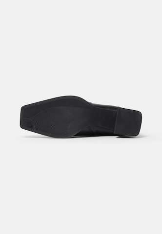 VAGABOND SHOEMAKERS Čižmy 'HEDDA' - Čierna
