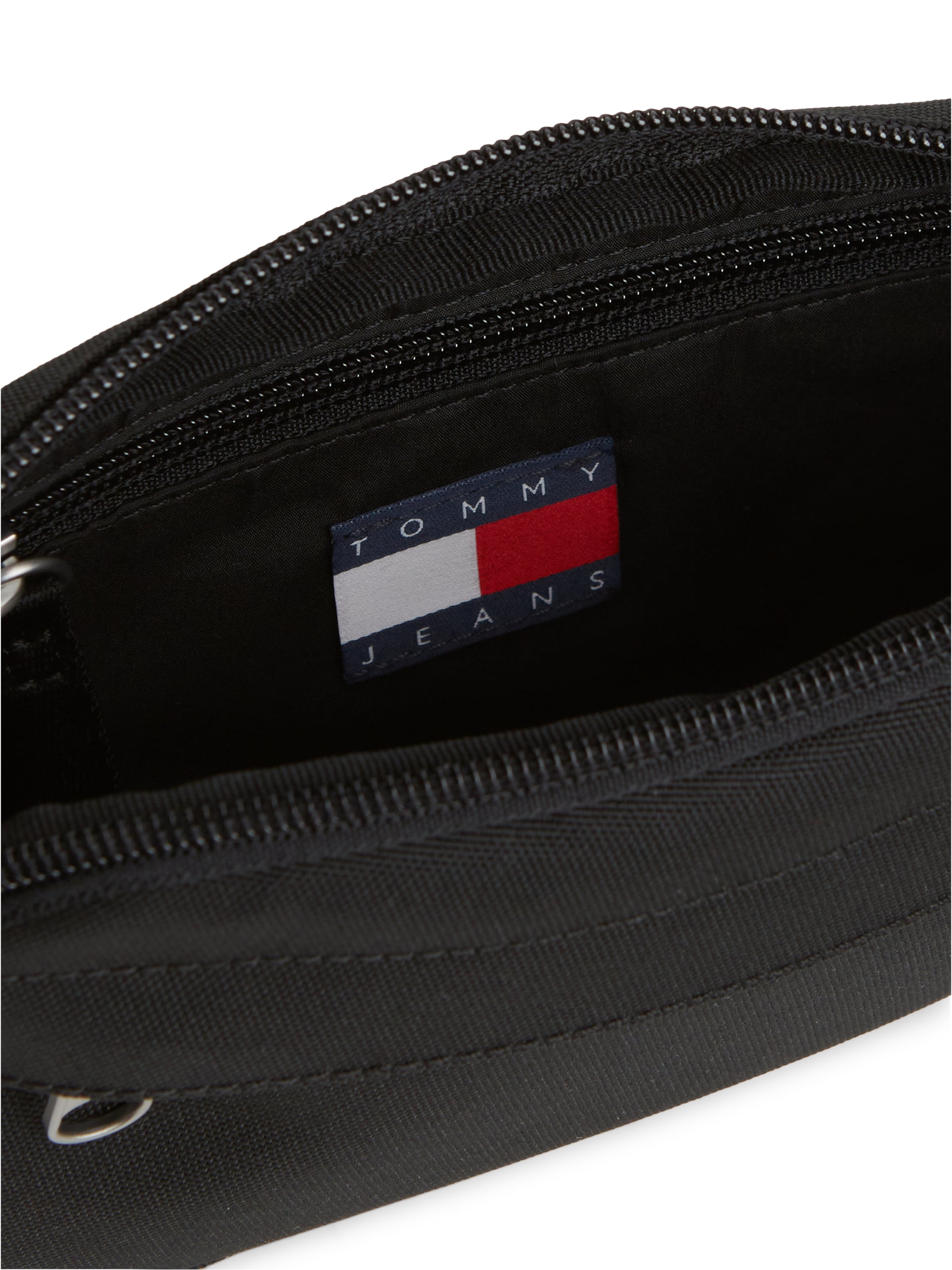 Borsa a tracolla 'ESS DAILY' di Tommy Jeans in nero