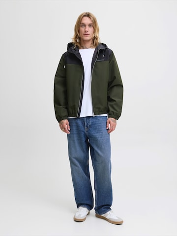 JACK & JONES Kurtka przejściowa 'JJELEGACY' w kolorze zielony