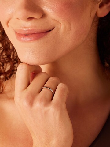 Bague Lucardi en argent : devant