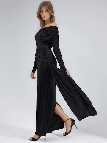 Hiccup Evening dress in Black