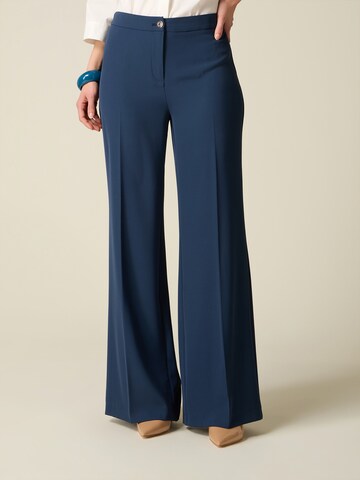 oltre - Acampanado Pantalón en azul