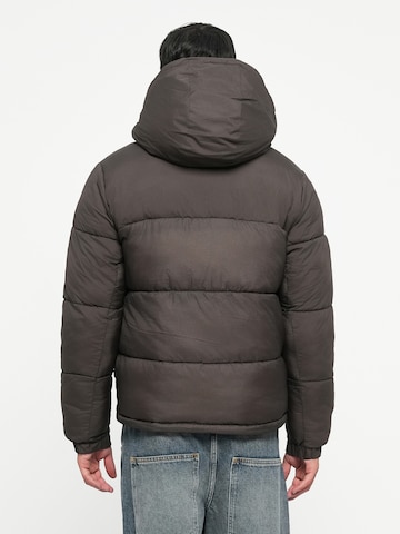 JACK & JONES Kurtka zimowa 'JCOUNION' w kolorze brązowy