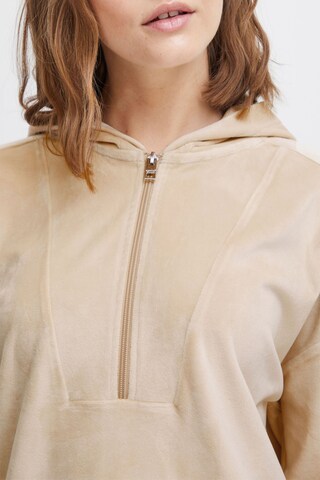 Oxmo Sweatsuit in Beige