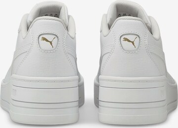 Baskets basses 'Skye Wedge' PUMA en blanc